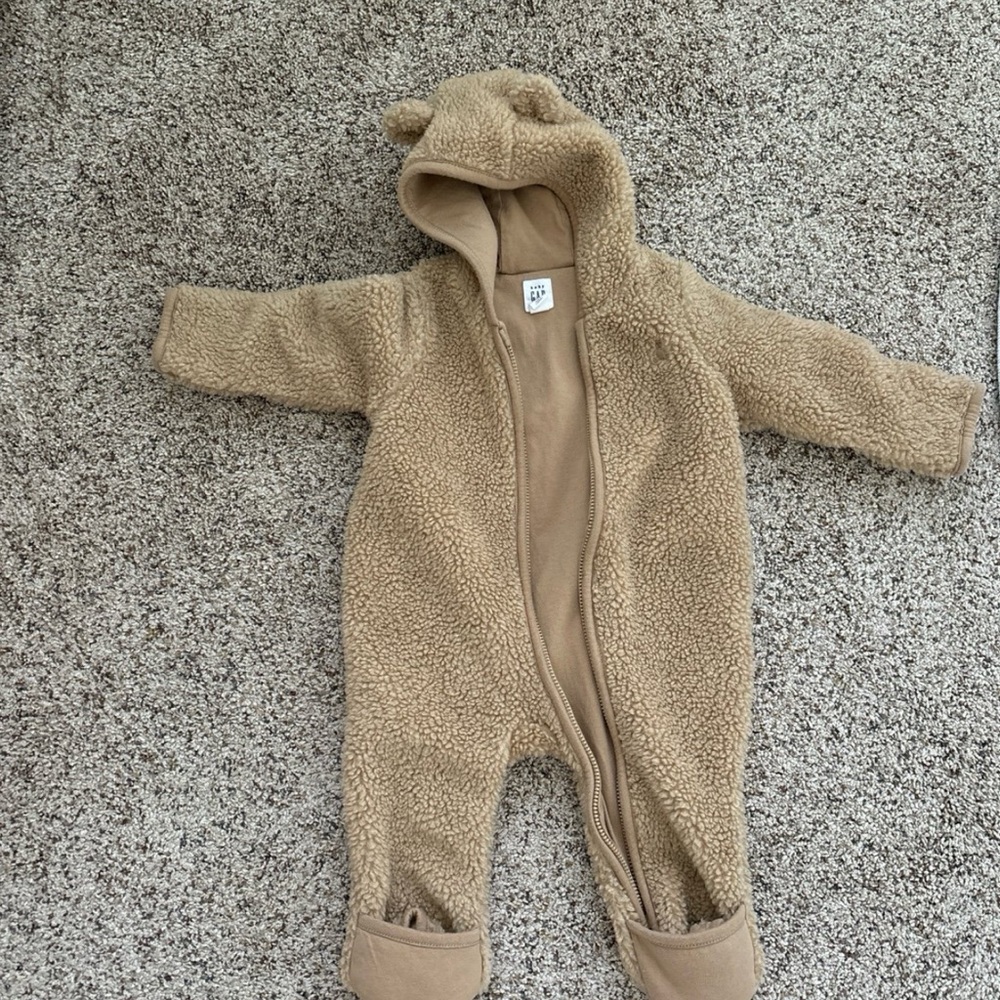 Baby Gap Winter Suit 3-6mo EUC